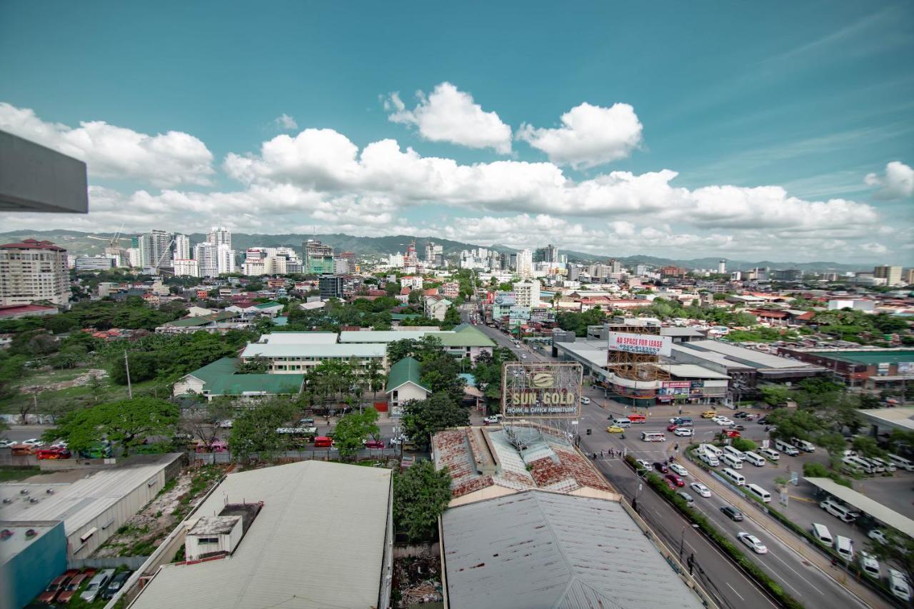 Migas Haven At Sunvida Tower Across Sm City セブ市 エクステリア 写真